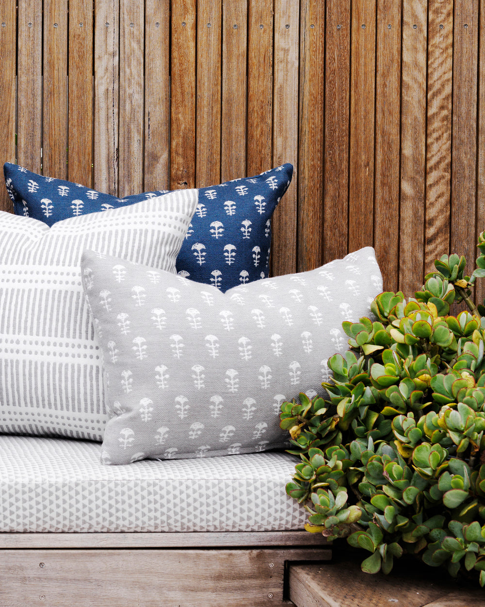 Dash Dot Albatross Outdoor Pillowcase