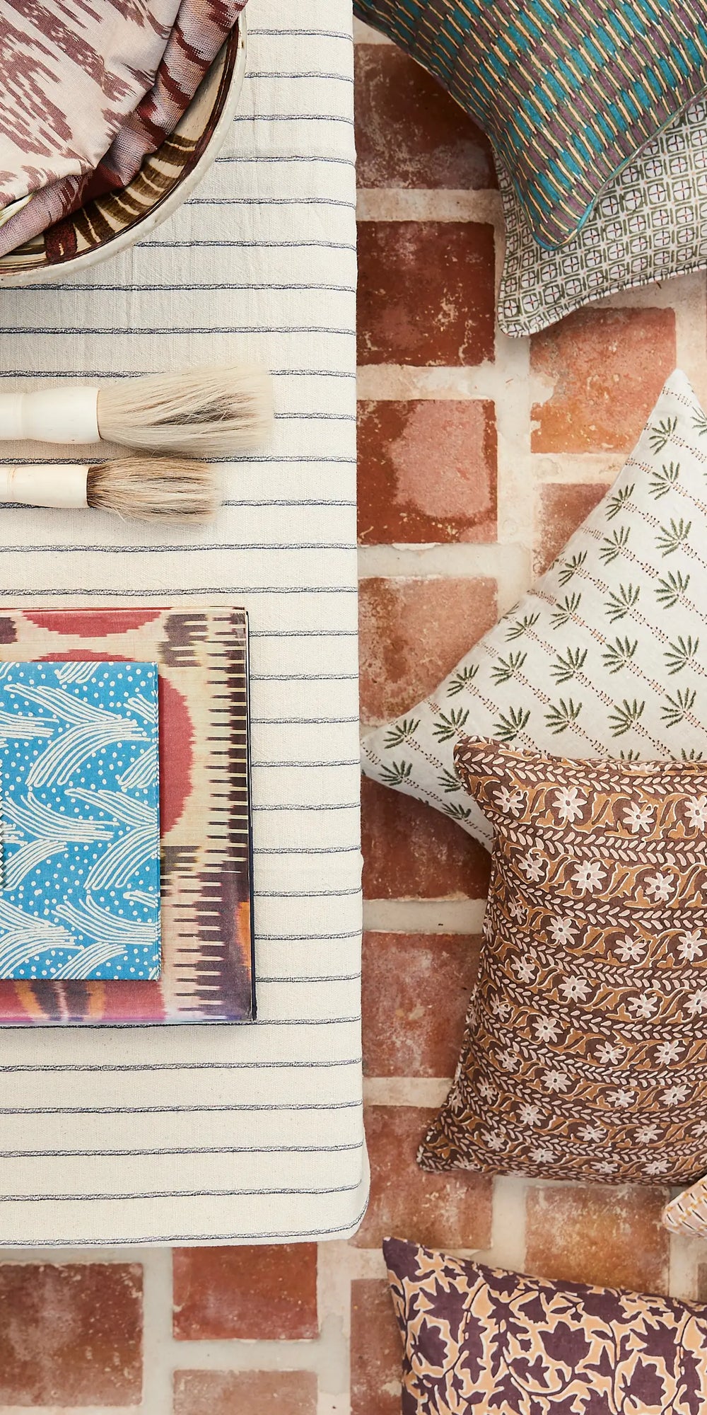 Oia Native Cushion