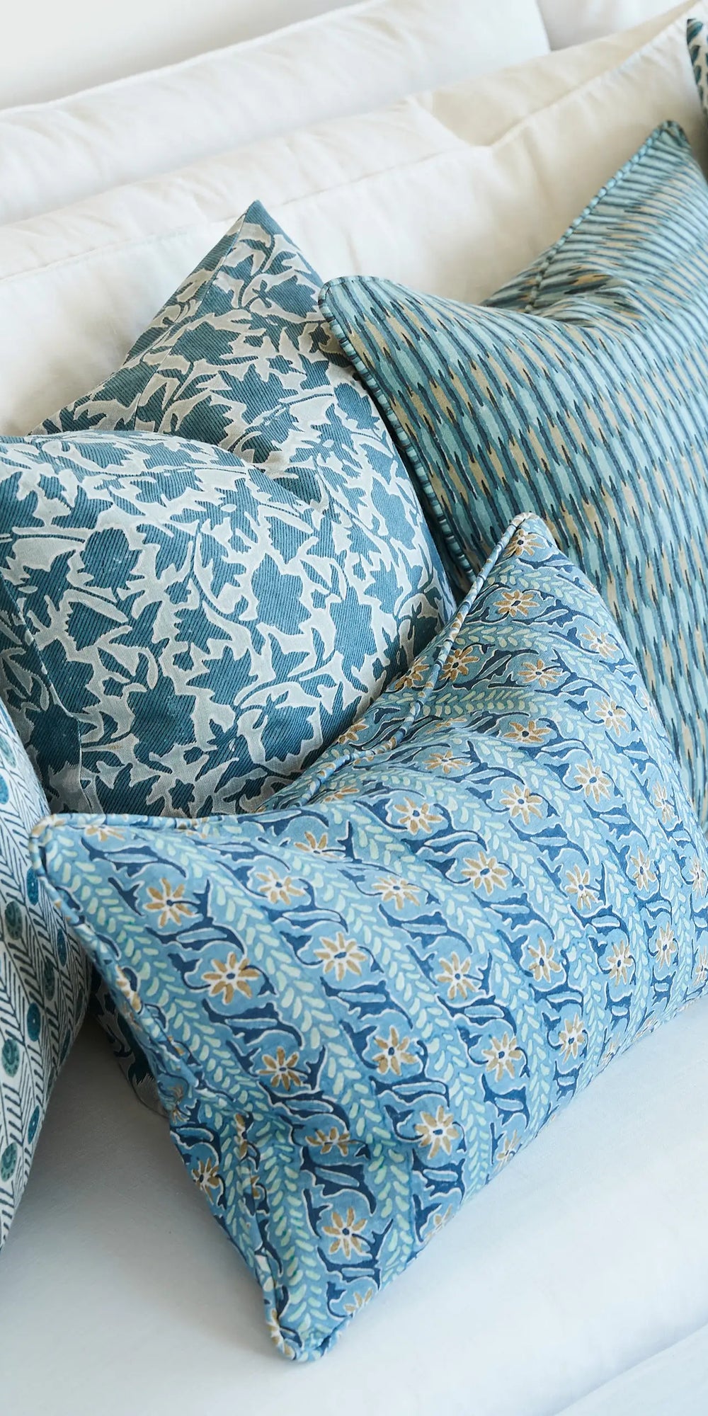 Volimes Mineral Cushion