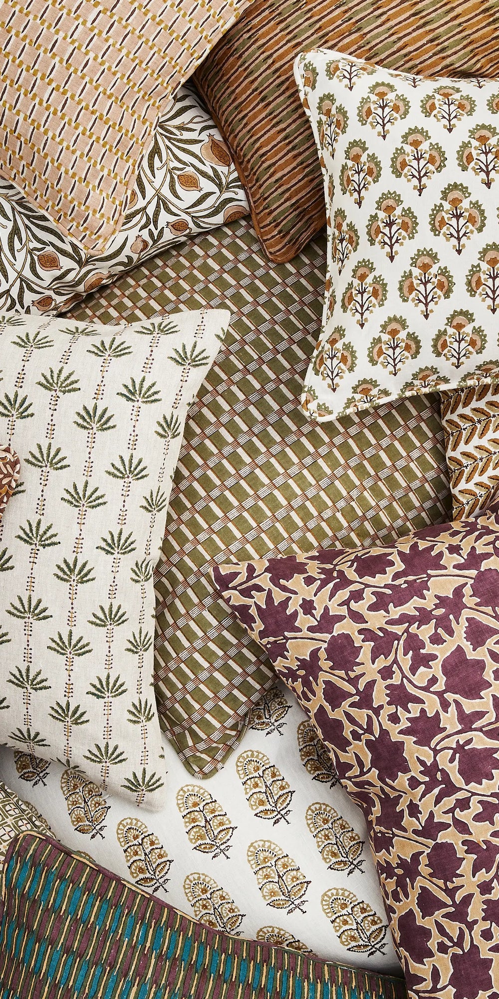 Oia Native Cushion
