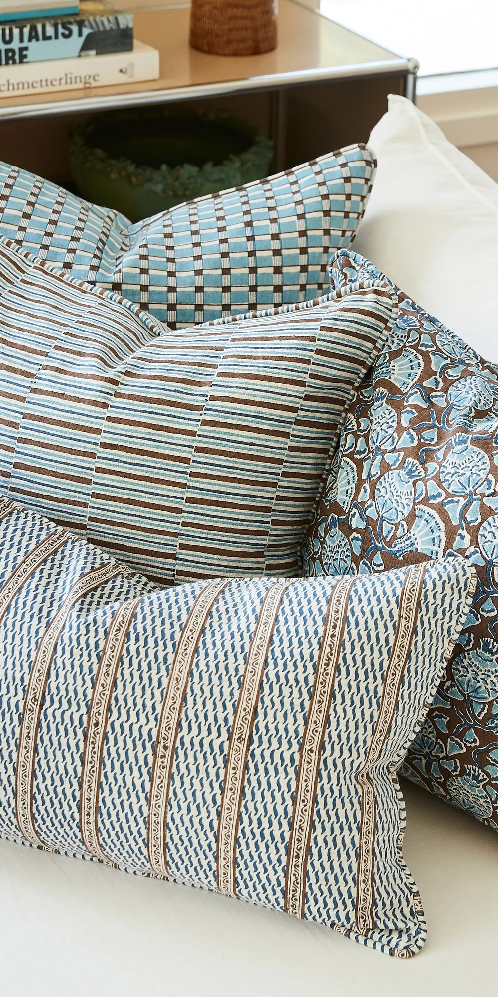 Portofino Cocoa Cushion
