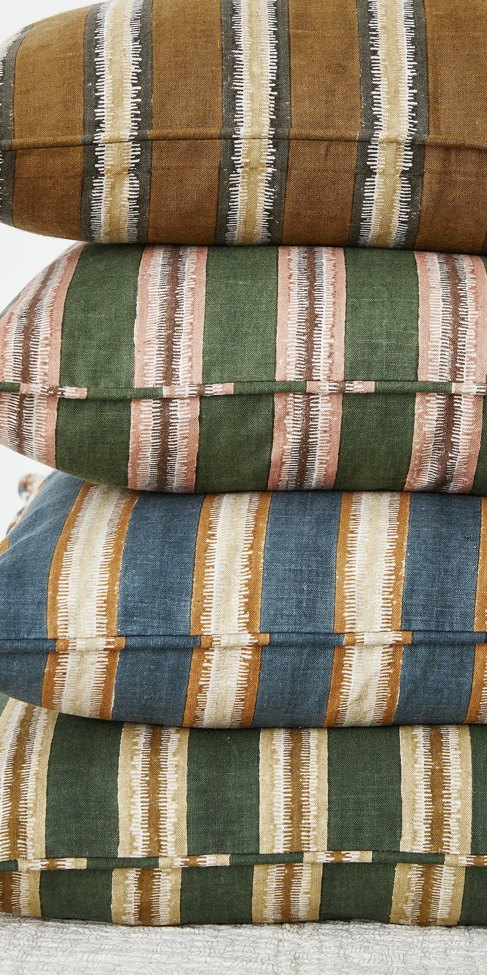 Buzios Aniseed Cushion