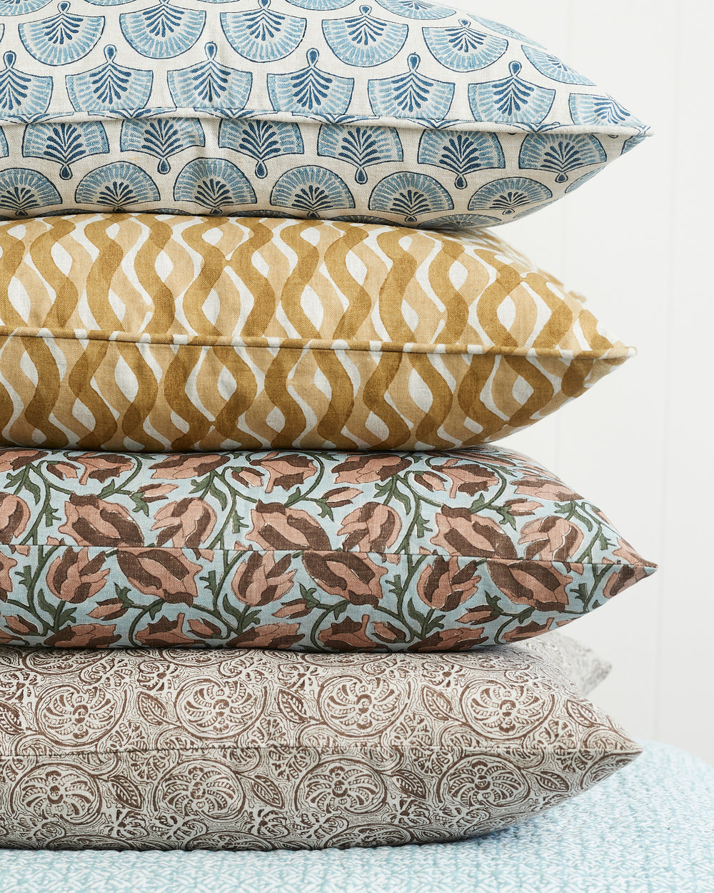 Salotto Saffron Cushion